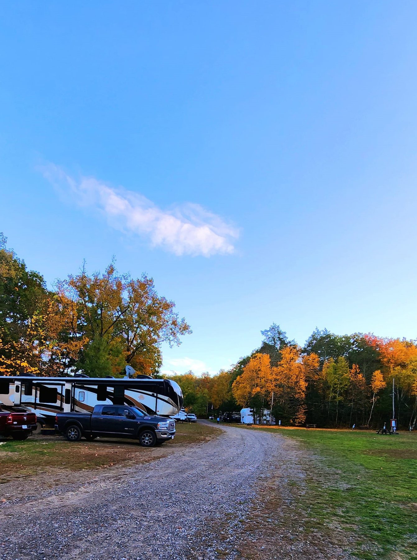 RV Sites view 9 at Pioneer Valley RV Campground